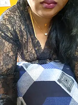 Snapshot of kanikasree chatting on 03/10/25, 02:06 kanikasree online show from 03/10/25, 02:06