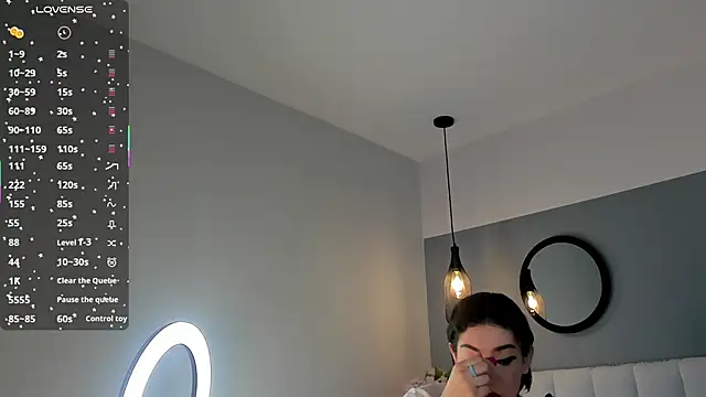 chelsea bolton  online show from 03/23/26, 12:27