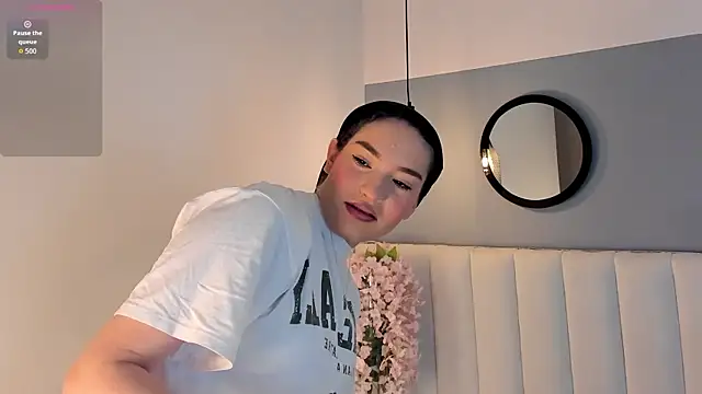 chelsea bolton  online show from 03/22/26, 12:29