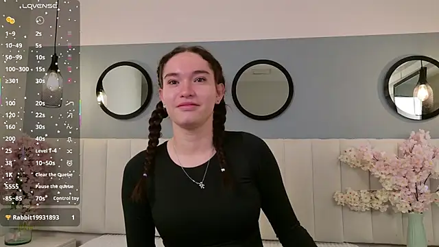 chelsea bolton  online show from 07/02/26, 12:22