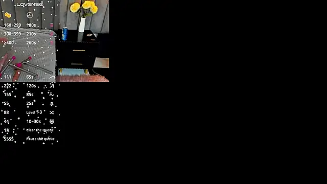 Snapshot of chelsea_bolton_ chatting on 12/05/25, 01:10 chelsea bolton online show from 12/05/25, 01:10