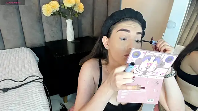 Snapshot of chelsea_bolton_ chatting on 11/13/25, 12:31 chelsea bolton online show from 11/13/25, 12:31