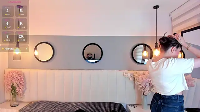 chelsea bolton  online show from 05/14/26, 12:13