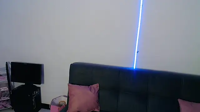 madison oli online show from 12/17/25, 02:00