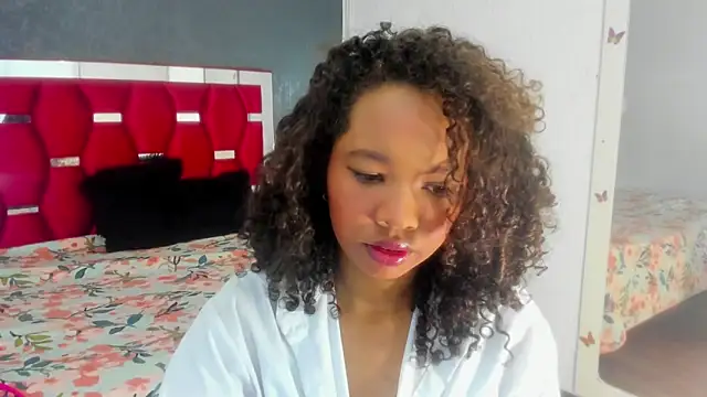 Snapshot of cataleyah_07 chatting on 03/15/25, 11:51 cataleyah 07 online show from 03/15/25, 11:51