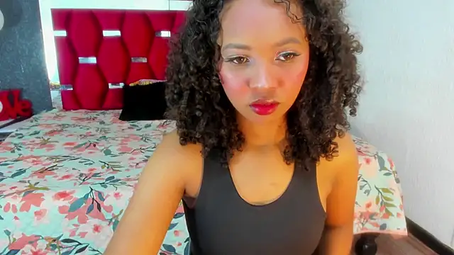 Snapshot of cataleyah_07 chatting on 03/17/25, 09:35 cataleyah 07 online show from 03/17/25, 09:35