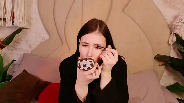 Snapshot of EmmaLawrens chatting on 02/08/26, 05:54 EmmaLawrens online show from 02/08/26, 05:54