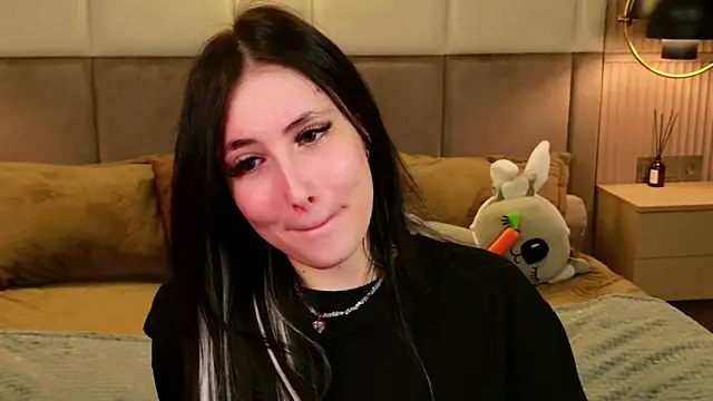 EmmaLawrens online show from 04/10/26, 10:44