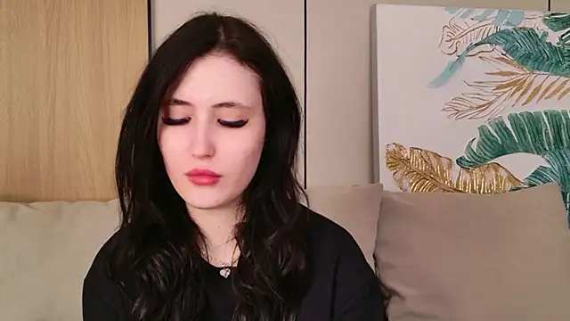 Snapshot of EmmaLawrens chatting on 03/01/26, 10:37 EmmaLawrens online show from 03/01/26, 10:37