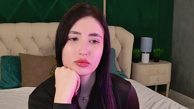 EmmaLawrens online show from 03/22/26, 10:39