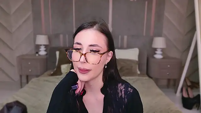 Snapshot of EmmaLawrens chatting on 03/13/25, 12:02 EmmaLawrens online show from 03/13/25, 12:02