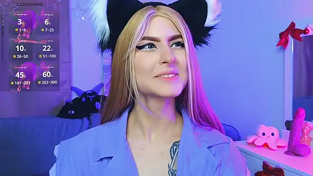 Emily  Mooree online show from 02/10/25, 04:08