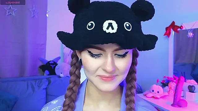 Emily  Mooree online show from 02/03/25, 04:46