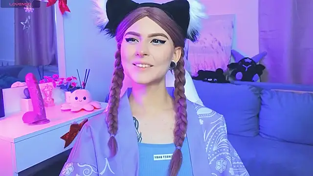 Emily  Mooree online show from 01/31/25, 04:14