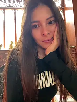Snapshot of Aleska_Miami chatting on 06/04/26, 02:55 Aleska Miami online show from 06/04/26, 02:55