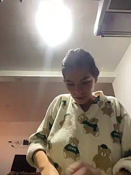 Aleska Miami online show from 04/15/26, 12:42