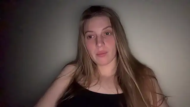 Ella-82 online show from 02/25/25, 02:26