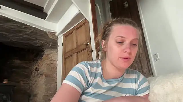 Ella-82 online show from 06/29/26, 05:56