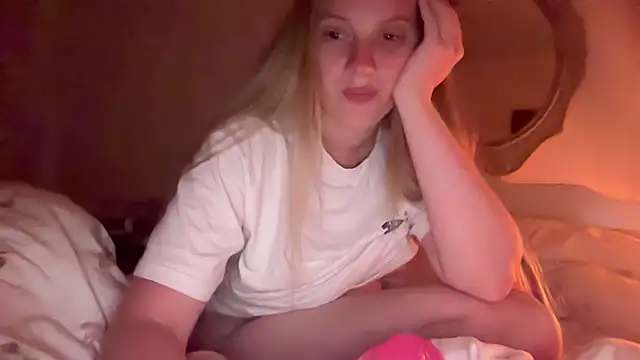 Ella-82 online show from 07/07/26, 07:28