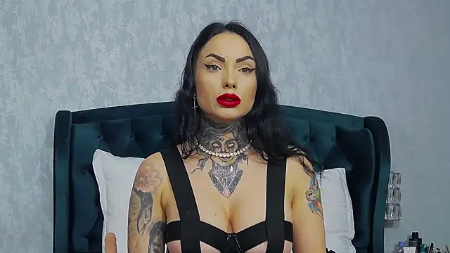 NataliaCristal online show from 12/04/25, 06:45