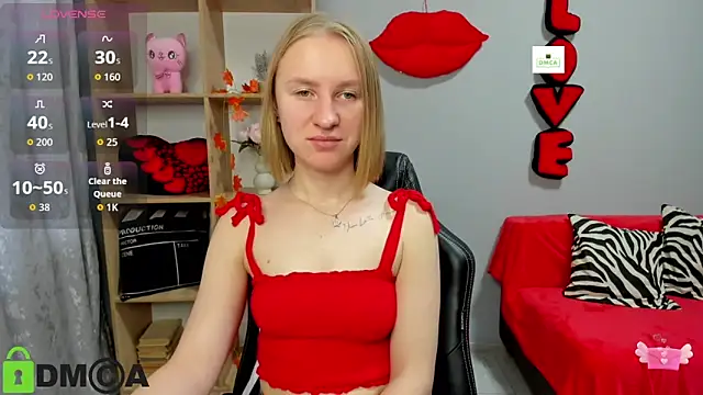 BeautyBlondy online show from 11/17/25, 01:26