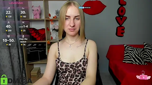 BeautyBlondy online show from 11/18/25, 03:26