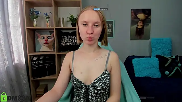 Snapshot of BeautyBlondy chatting on 09/20/25, 05:45 BeautyBlondy online show from 09/20/25, 05:45