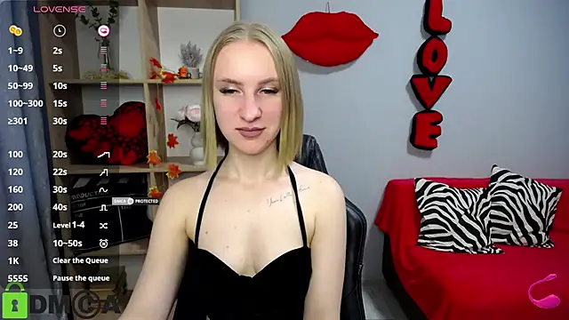 BeautyBlondy online show from 10/31/25, 01:41