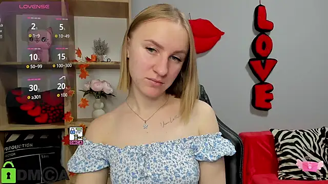 BeautyBlondy online show from 11/25/25, 01:22