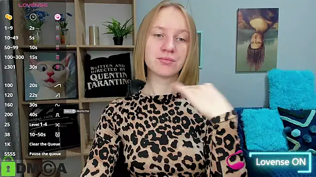 Snapshot of BeautyBlondy chatting on 10/10/25, 05:41 BeautyBlondy online show from 10/10/25, 05:41