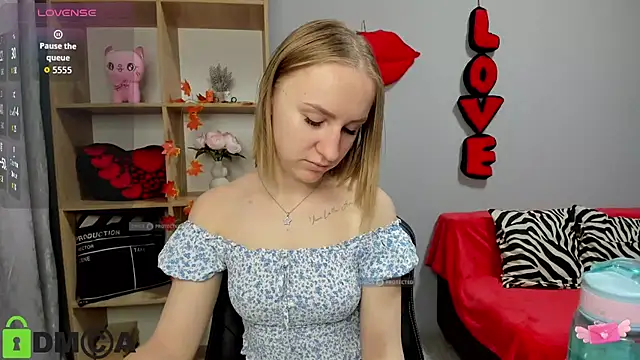 BeautyBlondy online show from 11/28/25, 01:22