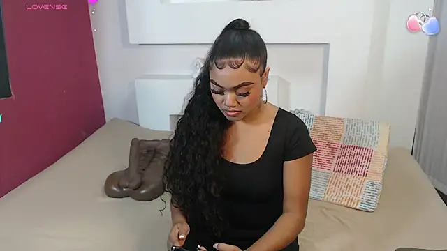 JasmineRose7 online show from 11/10/25, 01:05