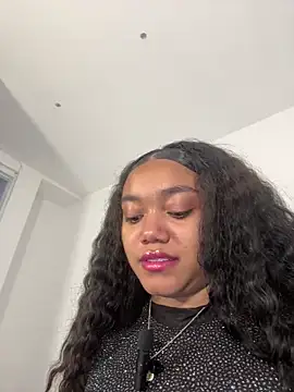 JasmineRose7 online show from 04/24/26, 12:07