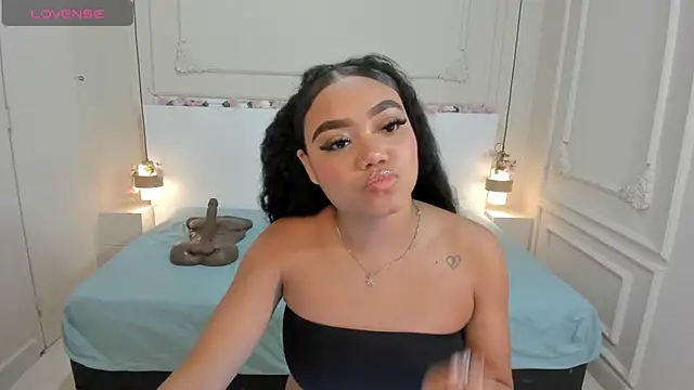 JasmineRose7 online show from 10/21/25, 12:26