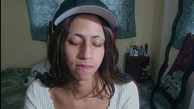 boysLittle online show from 05/21/26, 10:18