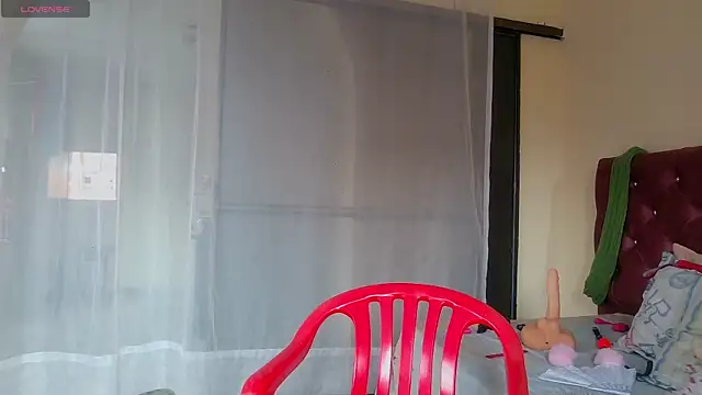 boysLittle online show from 04/14/26, 09:09