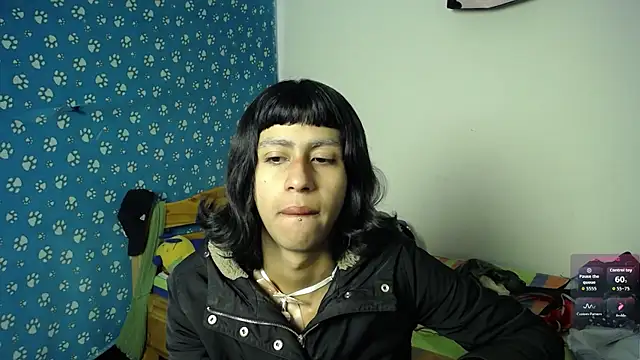 Snapshot of boysLittle chatting on 01/07/26, 12:43 boysLittle online show from 01/07/26, 12:43