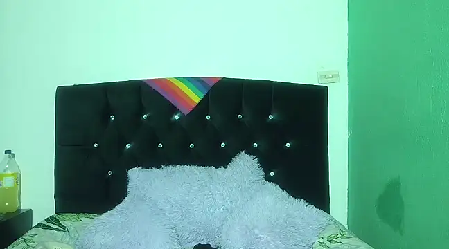 boysLittle online show from 03/18/25, 11:33