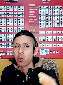 boysLittle online show from 09/30/25, 08:15