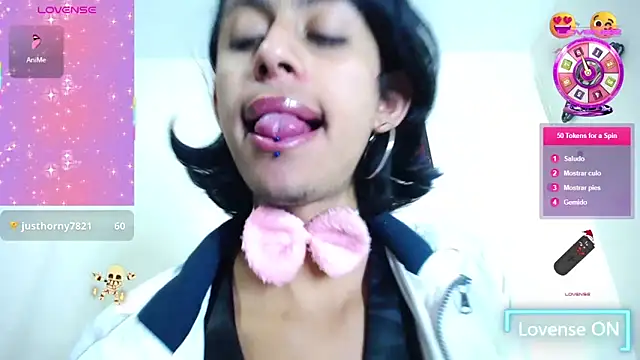 boysLittle online show from 10/31/25, 09:17