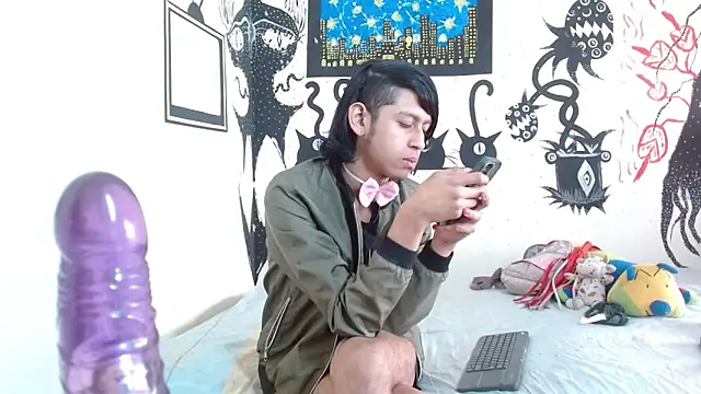 boysLittle online show from 10/20/25, 08:09