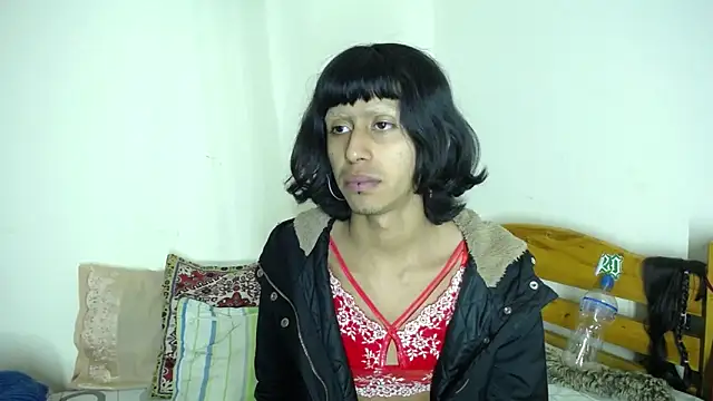 boysLittle online show from 12/01/25, 08:32