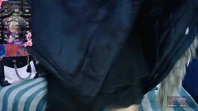 boysLittle online show from 11/10/25, 05:56