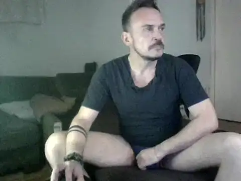 Snapshot of GaySexxPL chatting on 03/09/25, 03:22 GaySexxPL online show from 03/09/25, 03:22