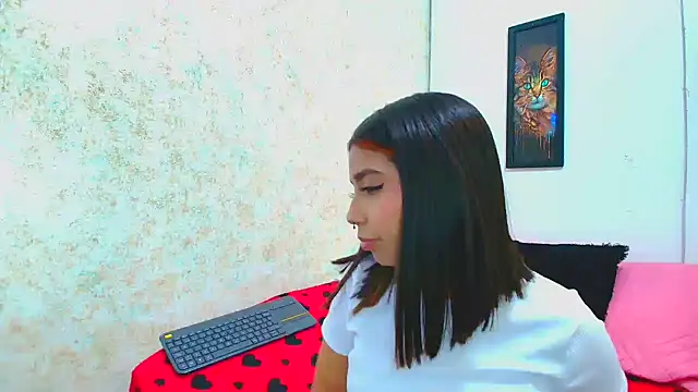 Rousse violett online show from 03/13/25, 08:54