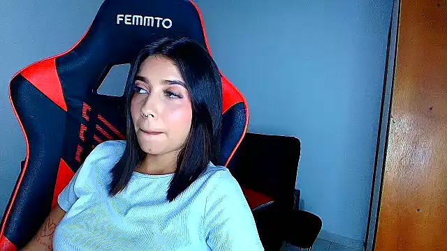 Rousse violett online show from 03/21/26, 12:01