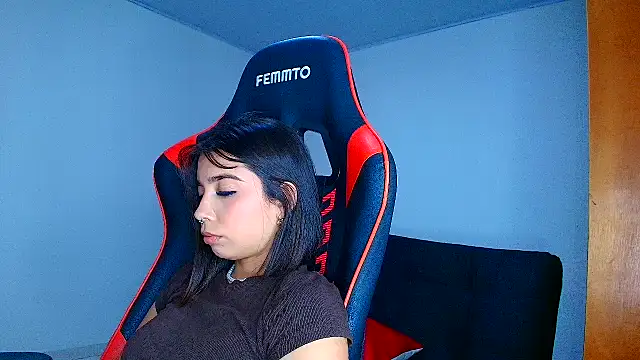 Rousse violett online show from 11/04/25, 10:02