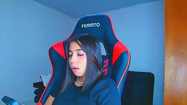 Rousse violett online show from 12/01/25, 09:04