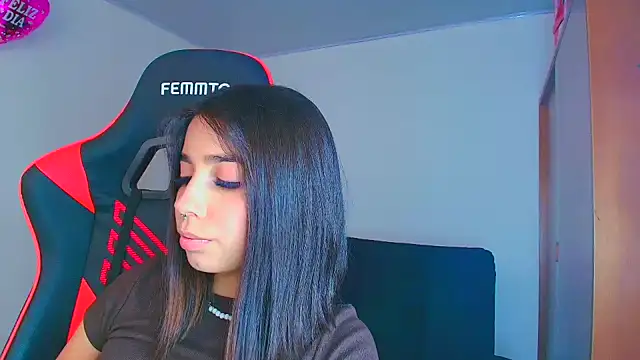 Rousse violett online show from 09/27/25, 08:59