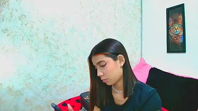 Rousse violett online show from 03/11/25, 11:15